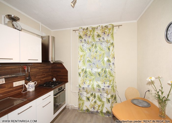 Pārdod dzīvokli, Dubultu propekts iela 10 - Attēls 1