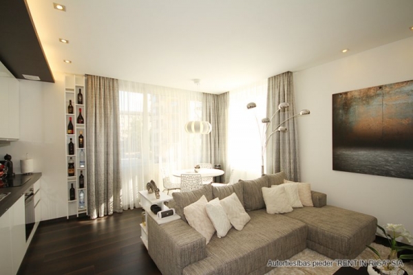 Apartment for rent, Vēžu street 14 - Image 1