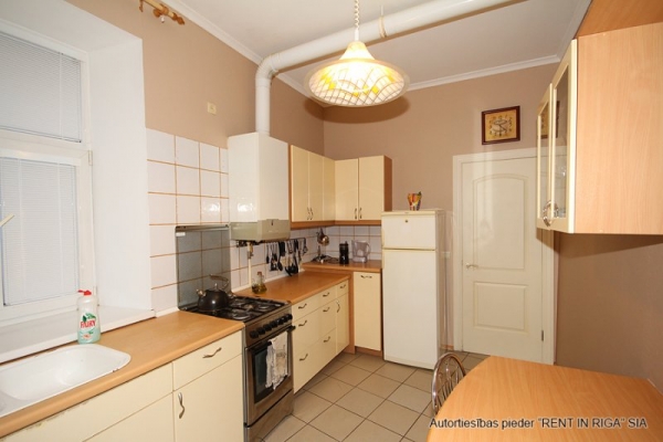 Apartment for rent, Dzirnavu street 72 - Image 1