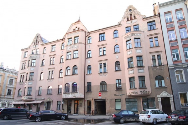 Apartment for sale, Baznīcas street 27 - Image 1