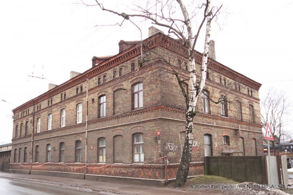 Продают квартиру, Uzvaras bulvāris 2/4 - Изображение 1