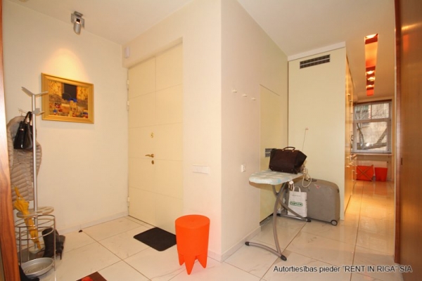 Izīrē dzīvokli, Stabu iela 21 - Attēls 1