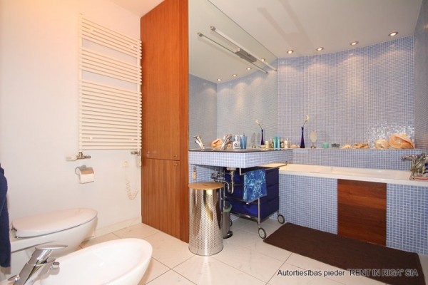 Izīrē dzīvokli, Stabu iela 21 - Attēls 1