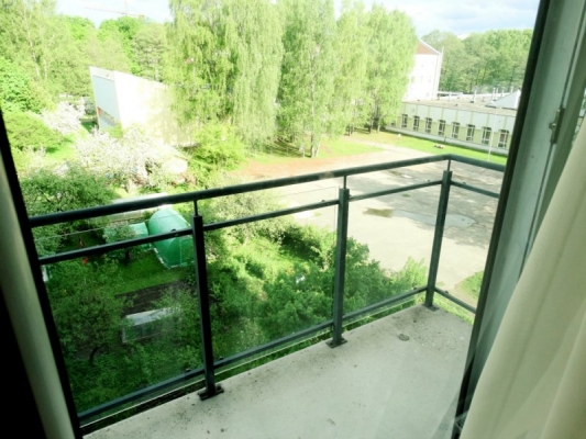 Pārdod dzīvokli, Jūrmalas gatve 100 - Attēls 1
