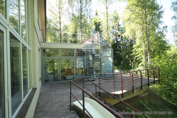 Property building for sale, Rēzijas street - Image 1