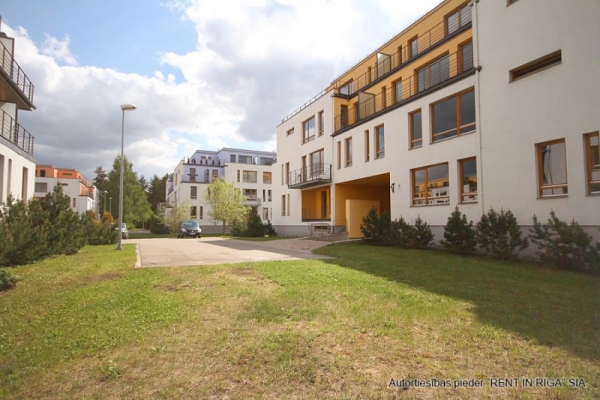 Izīrē dzīvokli, Jaunlazdu iela 10 - Attēls 1