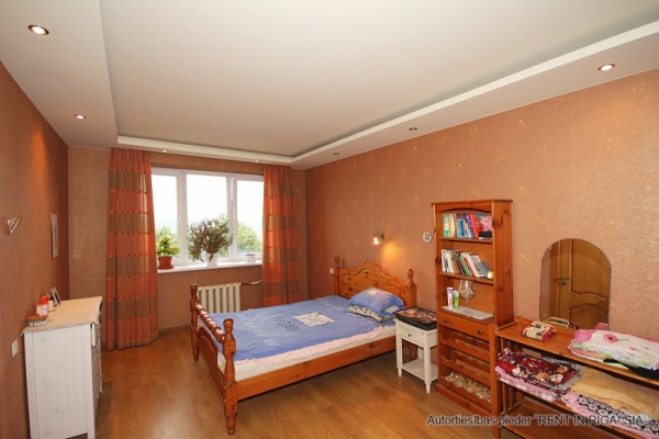 Apartment for rent, Bīskapa gāte street 3 - Image 1