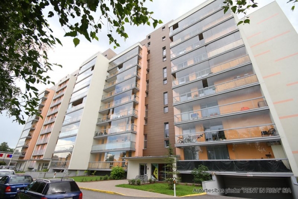 Pārdod dzīvokli, Ropažu iela 12 k-1 - Attēls 1
