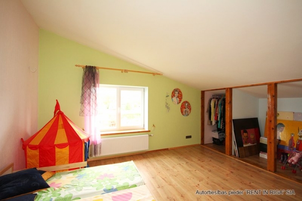 Pārdod māju, Meldru iela - Attēls 1