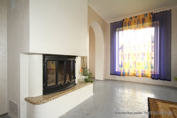 Pārdod māju, Meldru iela - Attēls 1