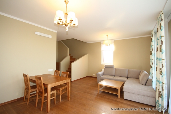 House for sale, Parka street - Image 1