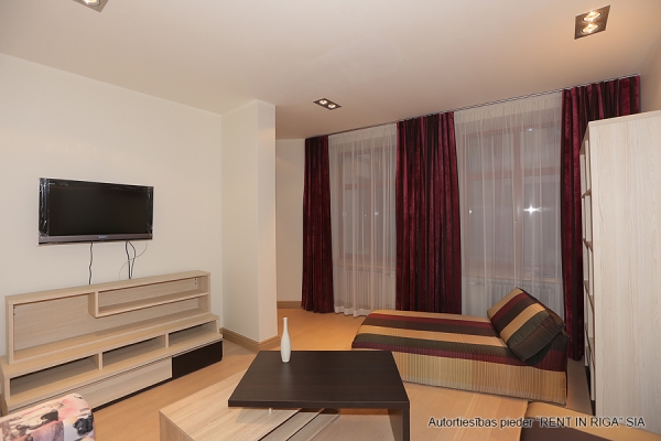 Apartment for rent, Smilšu street 10 - Image 1