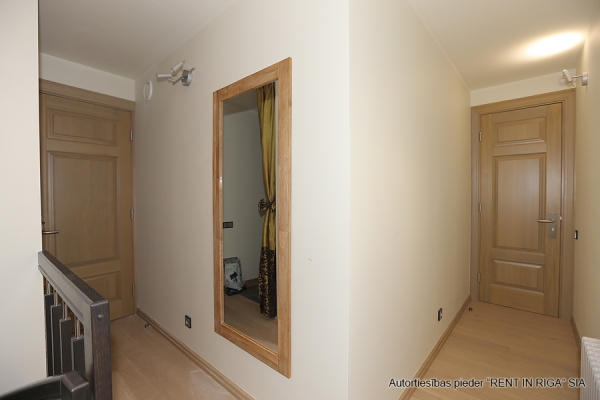 Apartment for rent, Smilšu street 10 - Image 1