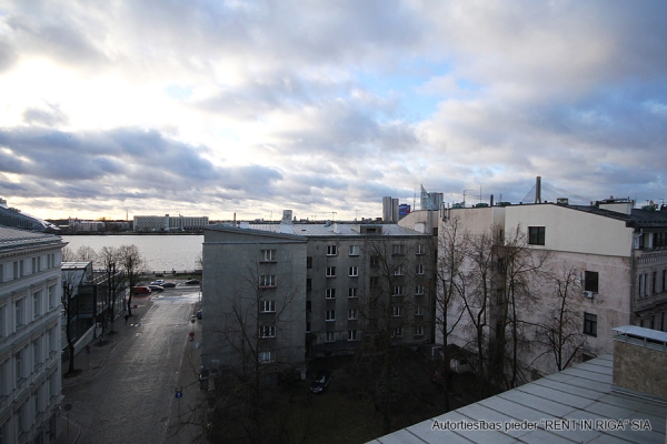 Office for rent, Doma laukums street - Image 1