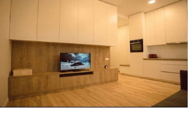 Pārdod dzīvokli, Tērbatas iela 20 - Attēls 1