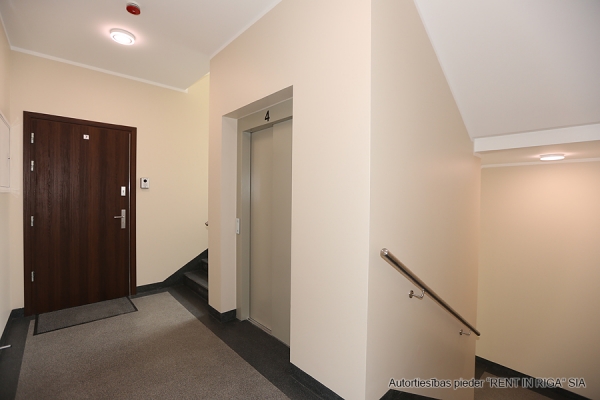 Apartment for rent, Dzirnavu street 39 - Image 1