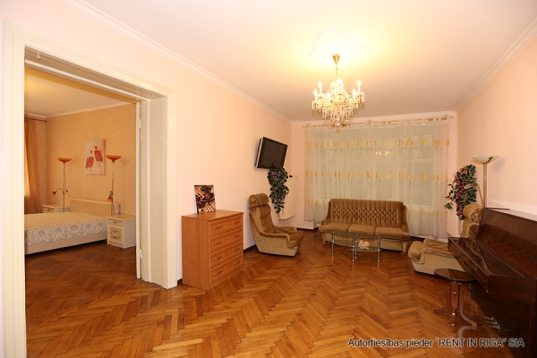 Apartment for rent, Strēlnieku street 1b - Image 1