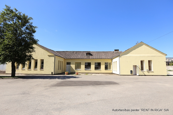 Property building for sale, Slāvu street - Image 1