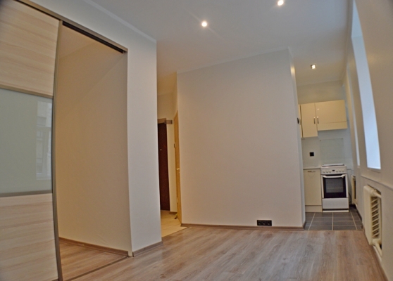 Pārdod dzīvokli, Zvaigžņu iela 24 - Attēls 1