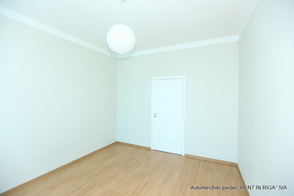 Izīrē dzīvokli, Antonijas iela 24 - Attēls 1