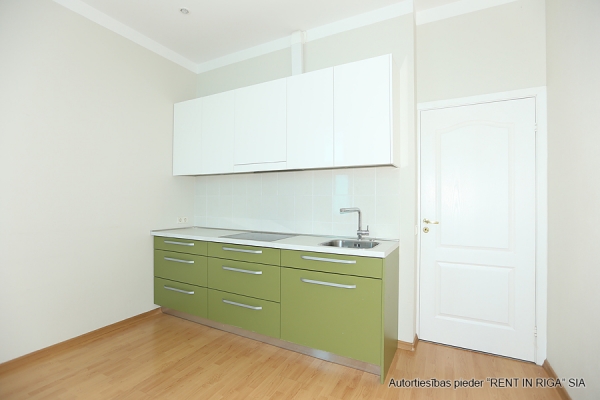 Izīrē dzīvokli, Antonijas iela 24 - Attēls 1