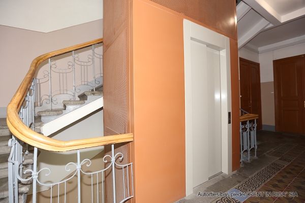 Izīrē dzīvokli, Antonijas iela 24 - Attēls 1