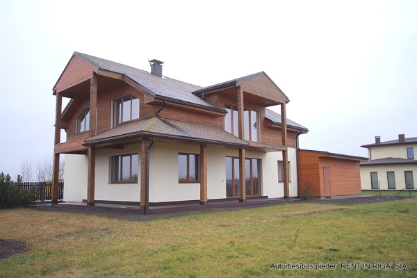 House for sale, Strautu street - Image 1