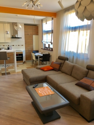 Pārdod dzīvokli, Kalēju iela 74 - Attēls 1