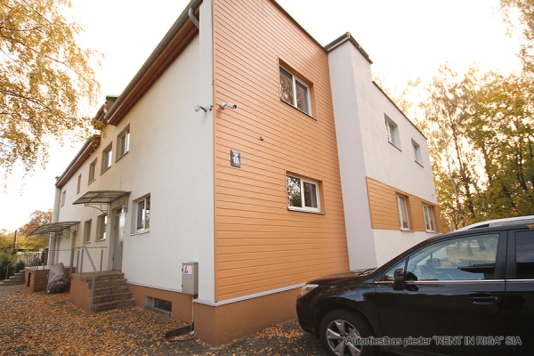 Property building for sale, Pleskodāles street - Image 1
