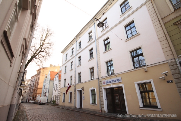 Property building for sale, Mazā pils street - Image 1