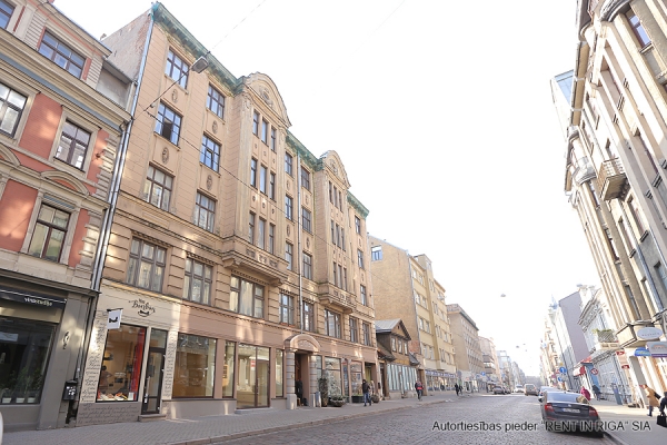 Retail premises for sale, Tērbatas street - Image 1