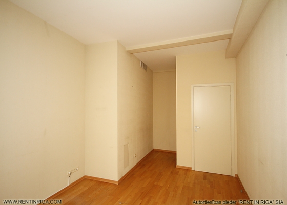 Office for rent, Barona street - Image 1