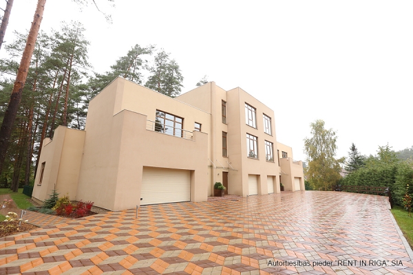 House for rent, Upesciema street - Image 1