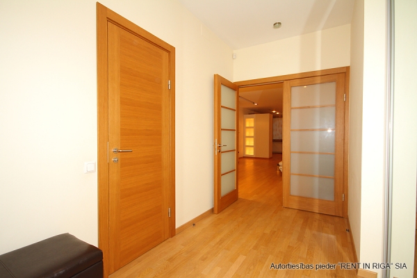 Apartment for rent, Meža prospekts street 27 - Image 1