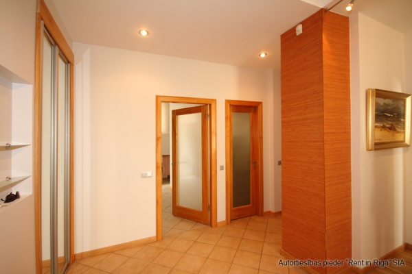 Apartment for rent, Dzirnavu street 34a - Image 1