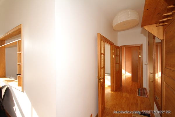 Izīrē dzīvokli, Bruņinieku iela 72 - Attēls 1