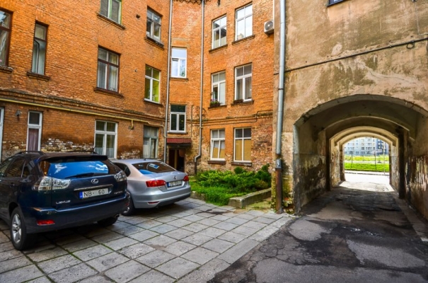 Apartment for sale, Strēlnieku street 19 - Image 1