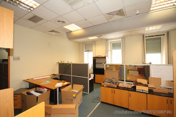 Office for sale, Citadeles street - Image 1