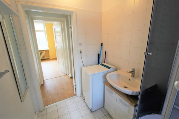 Izīrē dzīvokli, Baznīcas iela 8 - Attēls 1