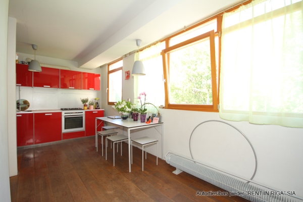 Pārdod dzīvokli, Bākas iela 19 - Attēls 1