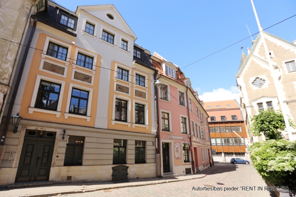 Property building for sale, Anglikāņu street - Image 1