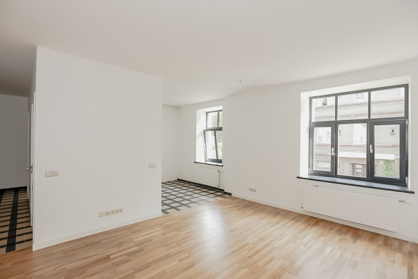 Pārdod dzīvokli, Indrānu iela 17 - Attēls 1