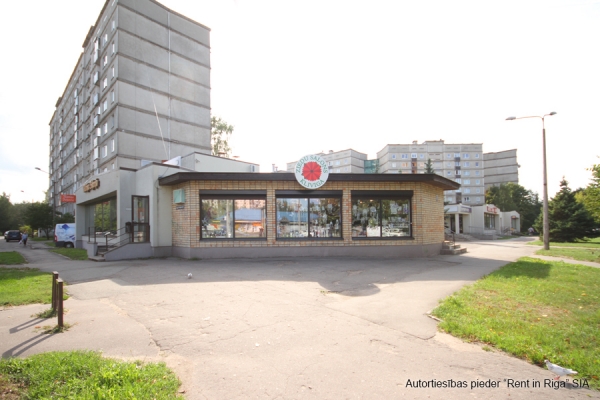 Retail premises for sale, Deglava street - Image 1