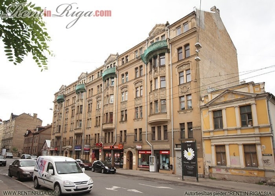 Apartment for rent, Bruņinieku street 28 - Image 1