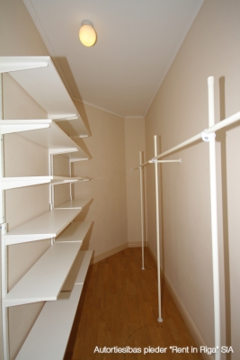 Apartment for rent, Kronvalda bulvāris street 10 - Image 1