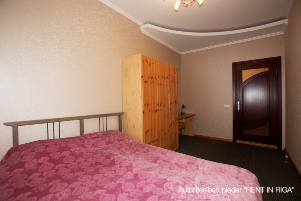 Apartment for rent, Dzirnavu street 31 - Image 1