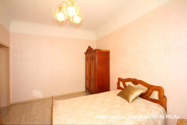 Apartment for sale, Dzirnavu street 62 - Image 1