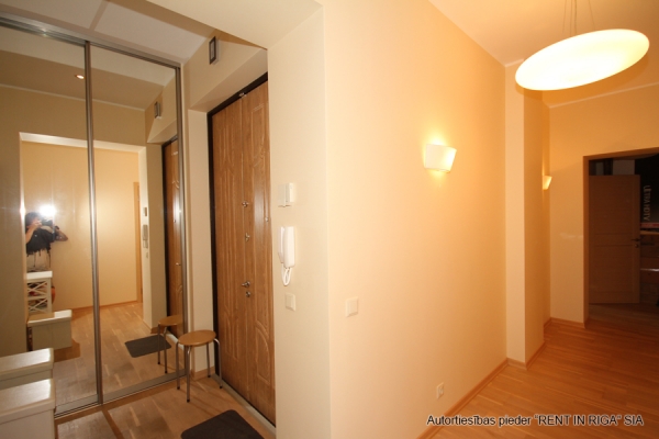 Apartment for rent, Raiņa bulvāris 31 - Image 1