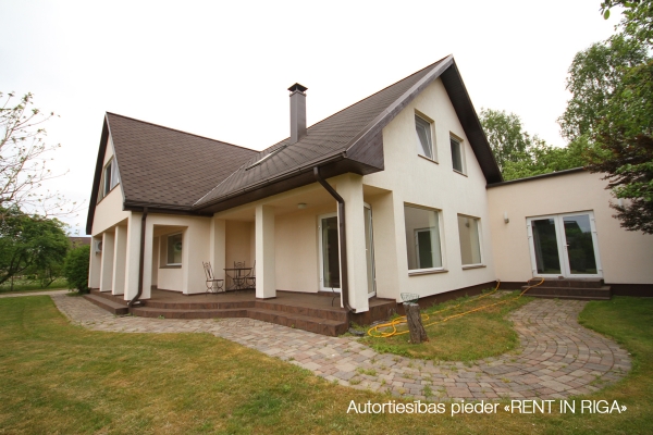 House for sale, Kļavu street - Image 1