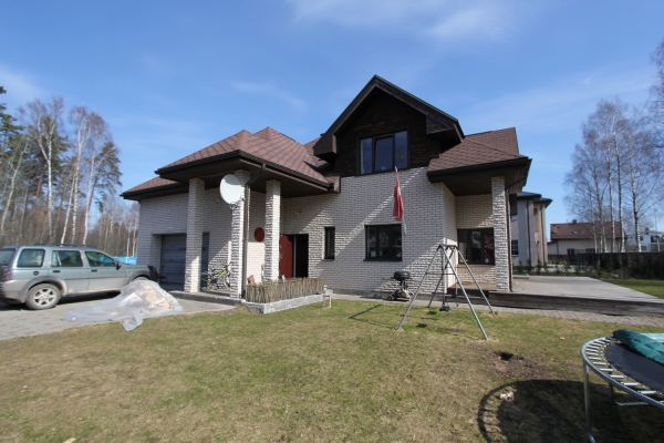 House for rent, Zvanu street - Image 1